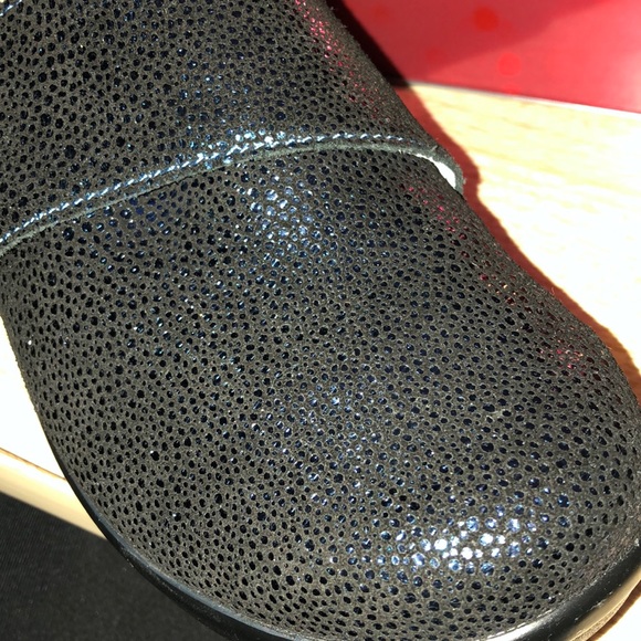 alegria peacock blu/purple leather slip on NWOT - Picture 11 of 11